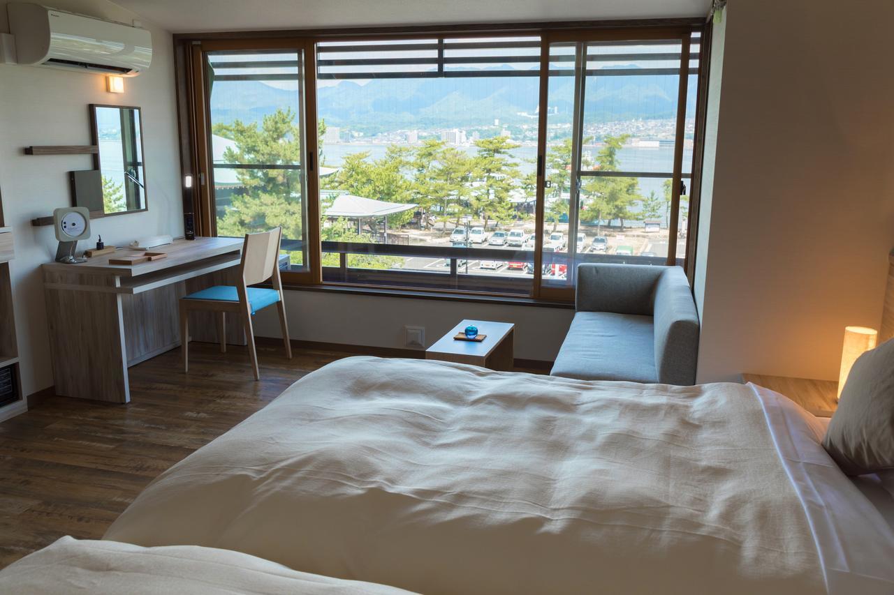 Hotel Miyajima Villa Hacukaicsi Kültér fotó