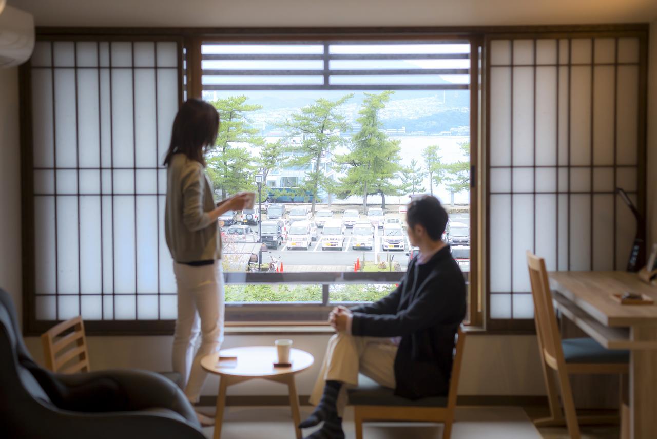 Hotel Miyajima Villa Hacukaicsi Kültér fotó